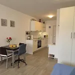 Romana Near Znjan Apartamento Split